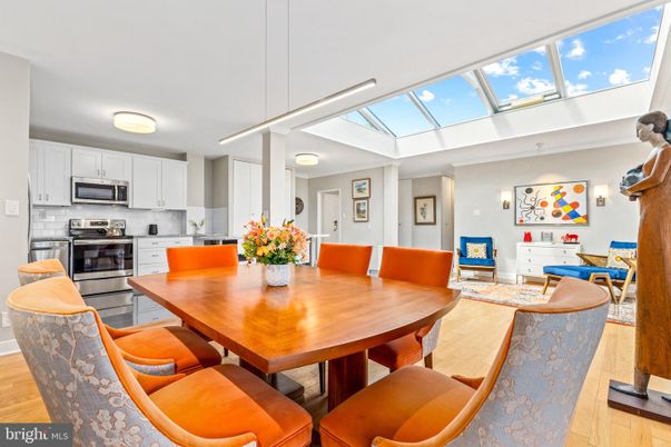 Dining room, Glass Ceilings, Interior, Kitchen, Stainless Steel Appliances, Wood Texture Flooring