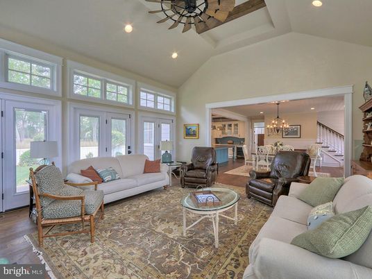Chandelier, Dining room, Interior, Living room, Recessed Lighting, Wood Texture Flooring