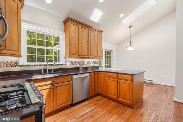 Interior, Kitchen, Pendant Lights, Recessed Lighting, Wood Texture Flooring