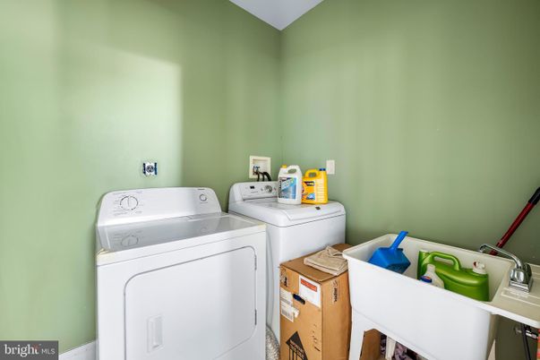Interior, Washer