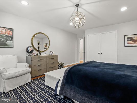 Bedroom, Interior, Pendant Lights, Recessed Lighting