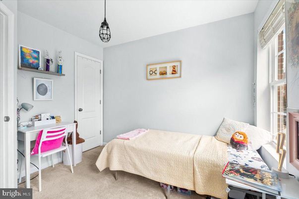 Bedroom, Interior, Pendant Lights