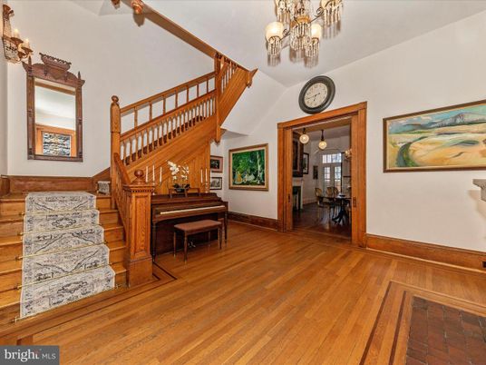 Chandelier, Dining room, Interior, Piano, Wood Texture Flooring
