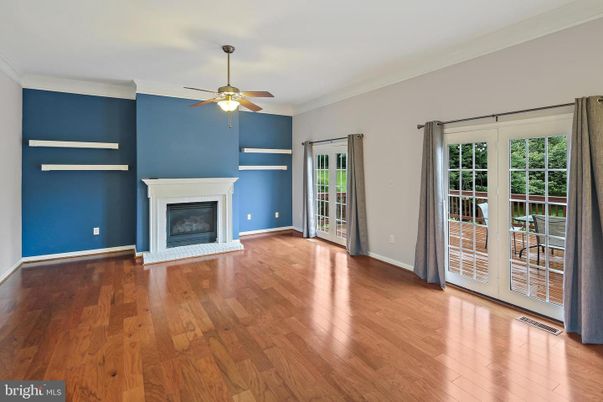 Empty room, Fireplace, Interior, Wood Texture Flooring