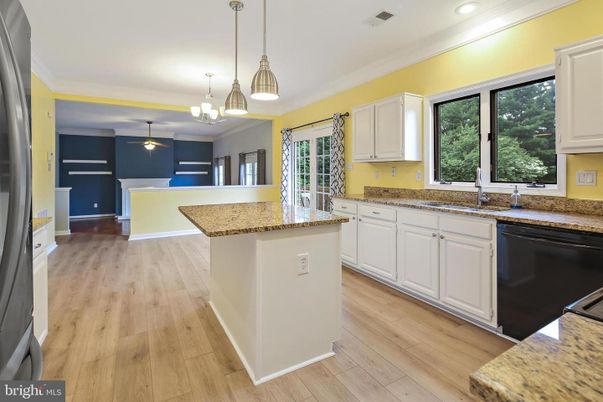Chandelier, Interior, Kitchen, Pendant Lights, Recessed Lighting, Wood Texture Flooring