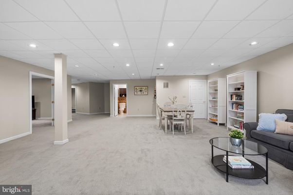 Dining room, Interior, Living room, Recessed Lighting