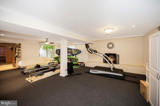 Fireplace, Fitness Equipment, Interior, Recessed Lighting