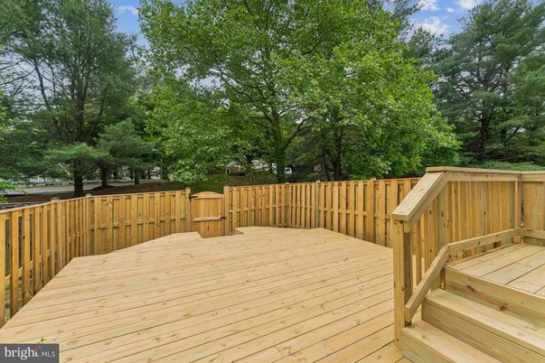 Exterior, Wood Texture Flooring