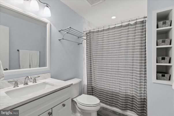 Bathroom, Interior, Recessed Lighting, Wood Texture Flooring