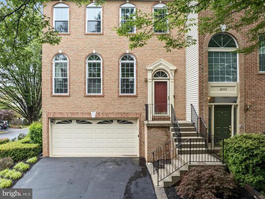 Attached, Exterior, Facade, Brick Facade, Rowhouse