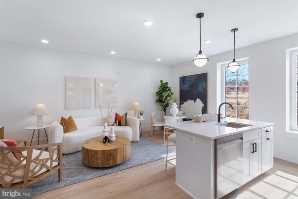 Interior, Kitchen, Living room, Pendant Lights, Recessed Lighting, Wood Texture Flooring