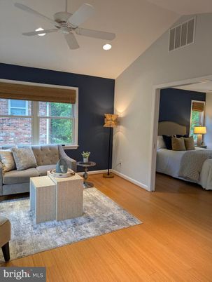 Bedroom, Interior, Living room, Recessed Lighting, Wood Texture Flooring