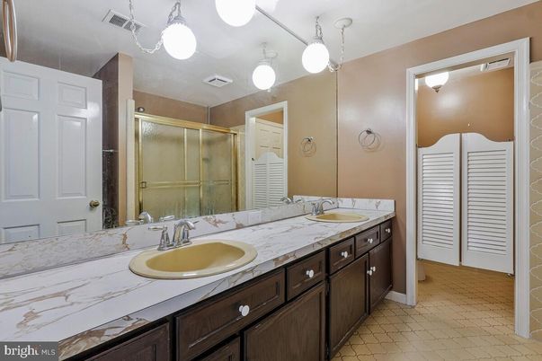 Bathroom, Dual Sink Vanities, Glass Shower, Interior