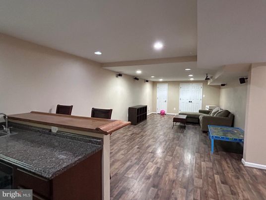 Interior, Recessed Lighting, Wood Texture Flooring