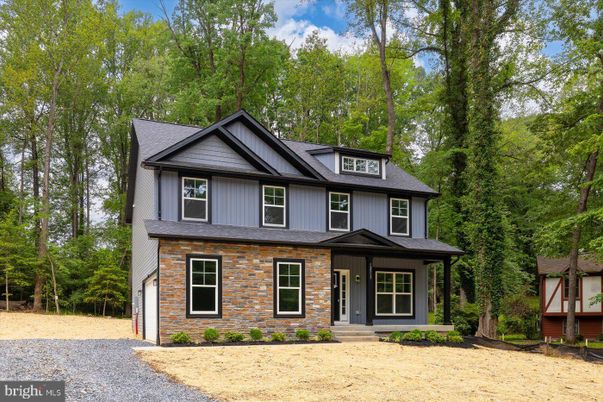 Exterior, Facade, Brick Facade, Farmhouse