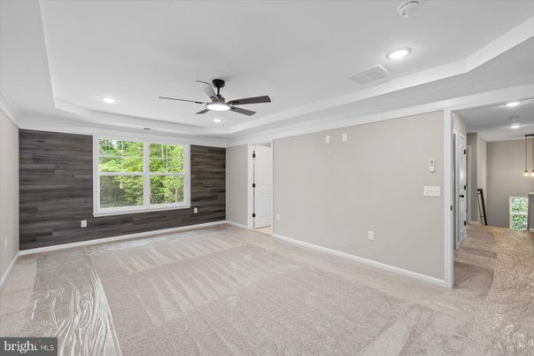 Empty room, Interior, Pendant Lights, Recessed Lighting