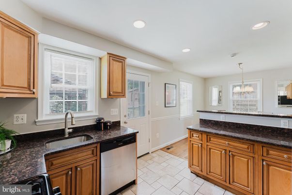 Interior, Kitchen, Pendant Lights, Recessed Lighting