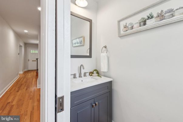 Bathroom, Interior, Recessed Lighting, Wood Texture Flooring