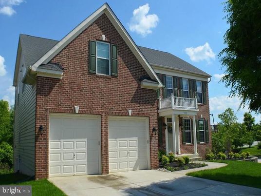 Attached, Exterior, Facade, Brick Facade, Brick Traditional