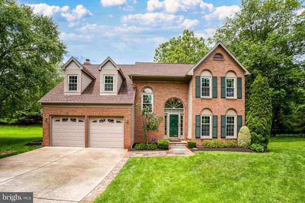 Attached, Exterior, Facade, Brick Facade, Brick Traditional