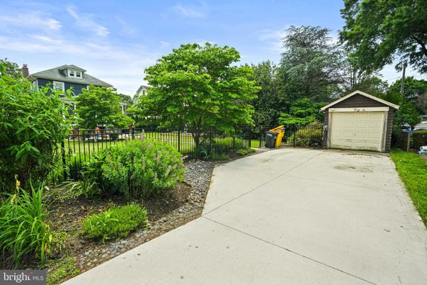 Backyard, Detached Garage, Exterior