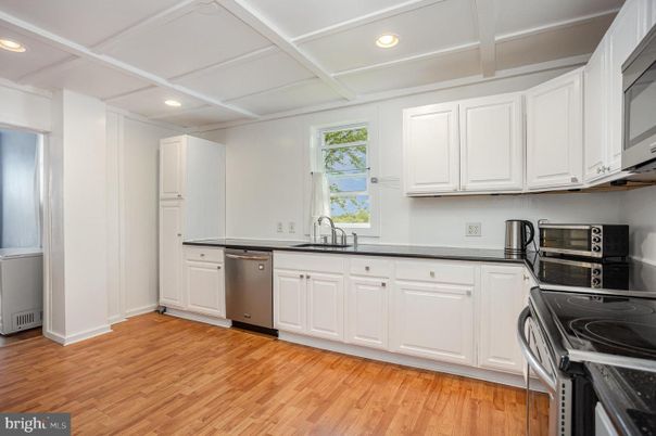 Interior, Kitchen, Recessed Lighting, Wood Texture Flooring