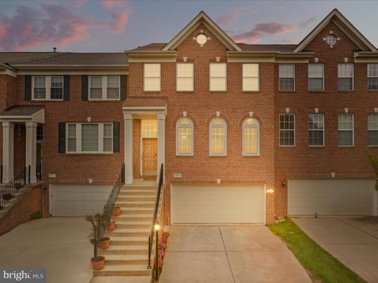 Attached, Exterior, Facade, Brick Facade, Rowhouse