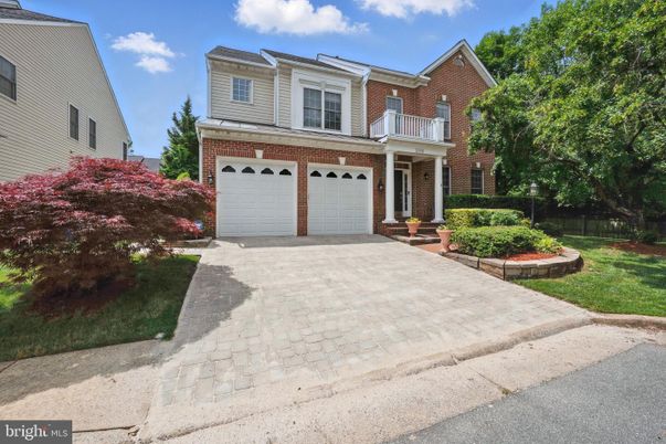 Attached, Exterior, Facade, Brick Facade, Rowhouse