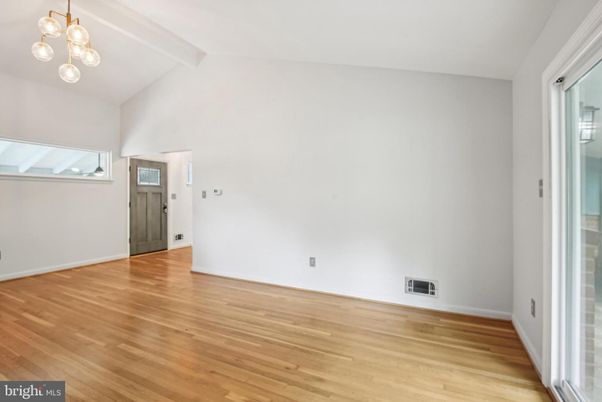 Empty room, Interior, Pendant Lights, Wood Texture Flooring