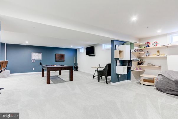 Billiard Table, Game Room, Interior, Recessed Lighting