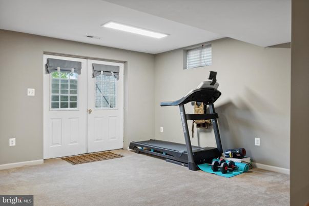 Fitness Equipment, Interior, Recessed Lighting