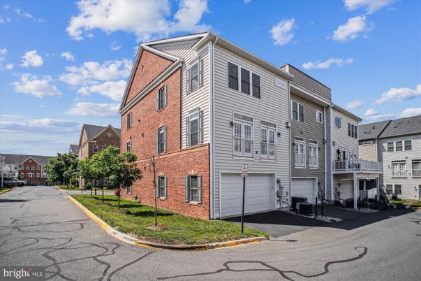 Attached, Exterior, Facade, Brick Facade, Rowhouse