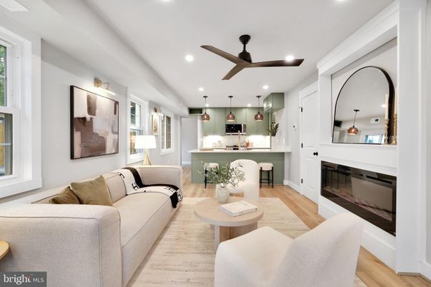 Interior, Kitchen, Living room, Pendant Lights, Recessed Lighting, Wood Texture Flooring