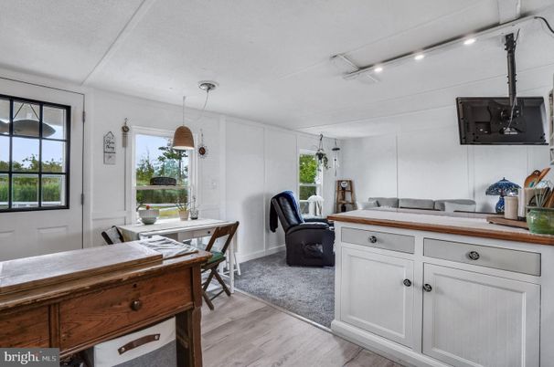 Home Office, Interior, Pendant Lights, Wood Texture Flooring