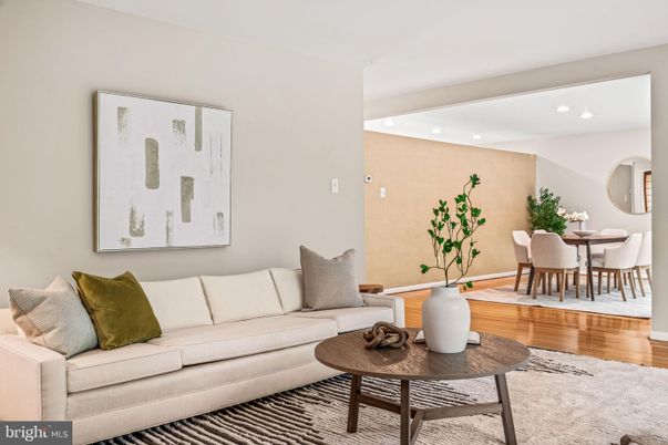 Dining room, Interior, Living room, Recessed Lighting, Wood Texture Flooring