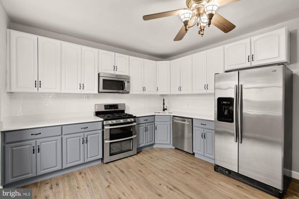 Interior, Kitchen, Stainless Steel Appliances, Wood Texture Flooring