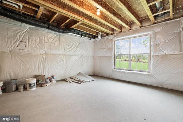 Empty room, Interior, Wooden Beams, Wooden Ceilings