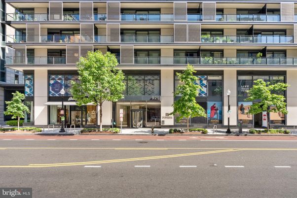 Exterior, Facade, Condo Building