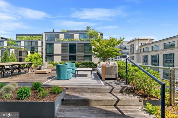 Exterior, Hot Tub