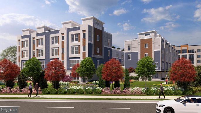 Exterior, Facade, Condo Building