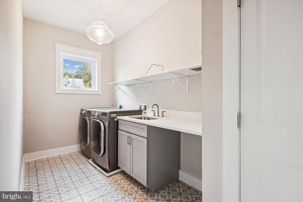 Interior, Pendant Lights, Washer