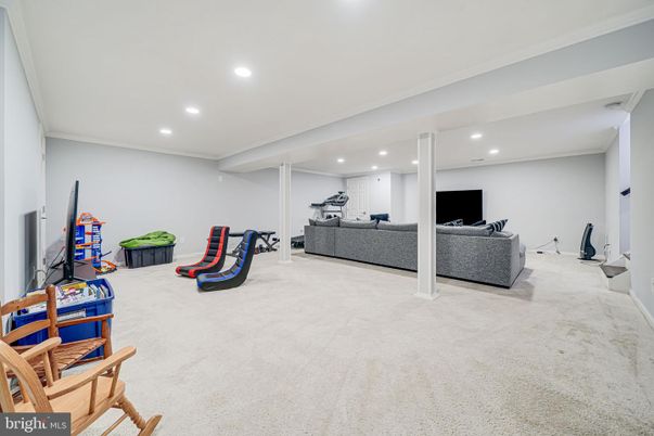 Fitness Equipment, Interior, Living room, Recessed Lighting