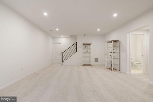 Bathroom, Empty room, Interior, Recessed Lighting