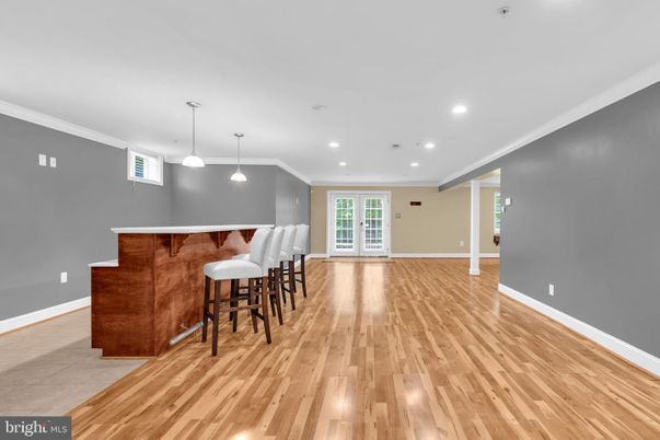 Interior, Pendant Lights, Recessed Lighting, Wood Texture Flooring