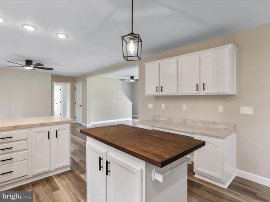 Interior, Kitchen, Pendant Lights, Recessed Lighting, Wood Texture Flooring