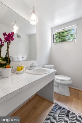 Bathroom, Interior, Pendant Lights, Wood Texture Flooring