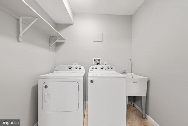 Interior, Washer