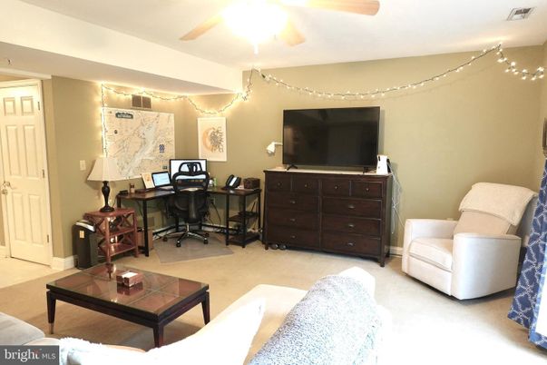 Home Office, Interior, Living room