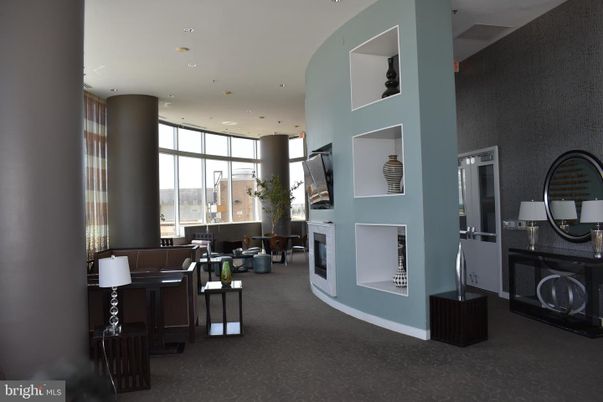 Fireplace, Interior, Living room, Recessed Lighting