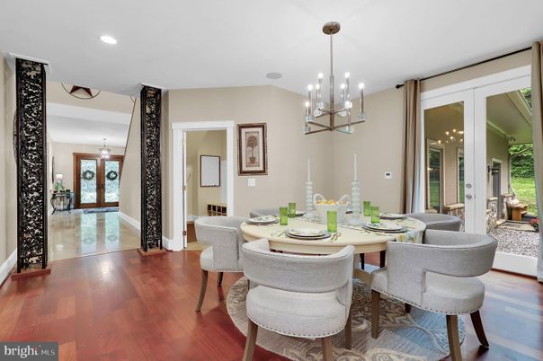 Dining room, Interior, Pendant Lights, Recessed Lighting, Wood Texture Flooring